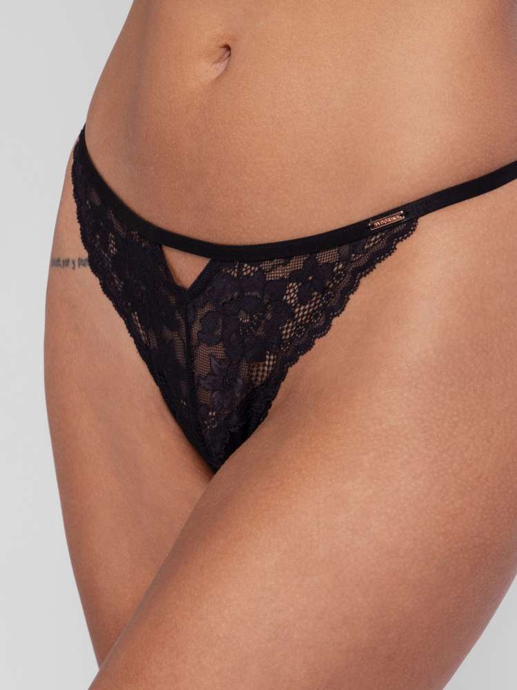 String Anahi