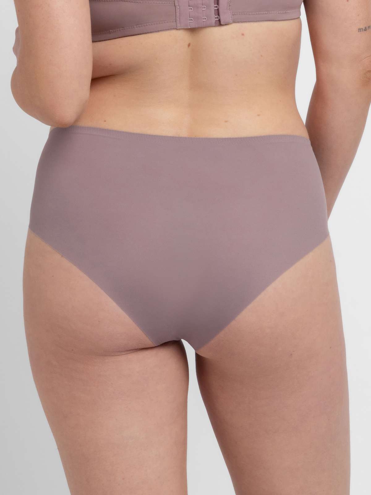 Airlite Short