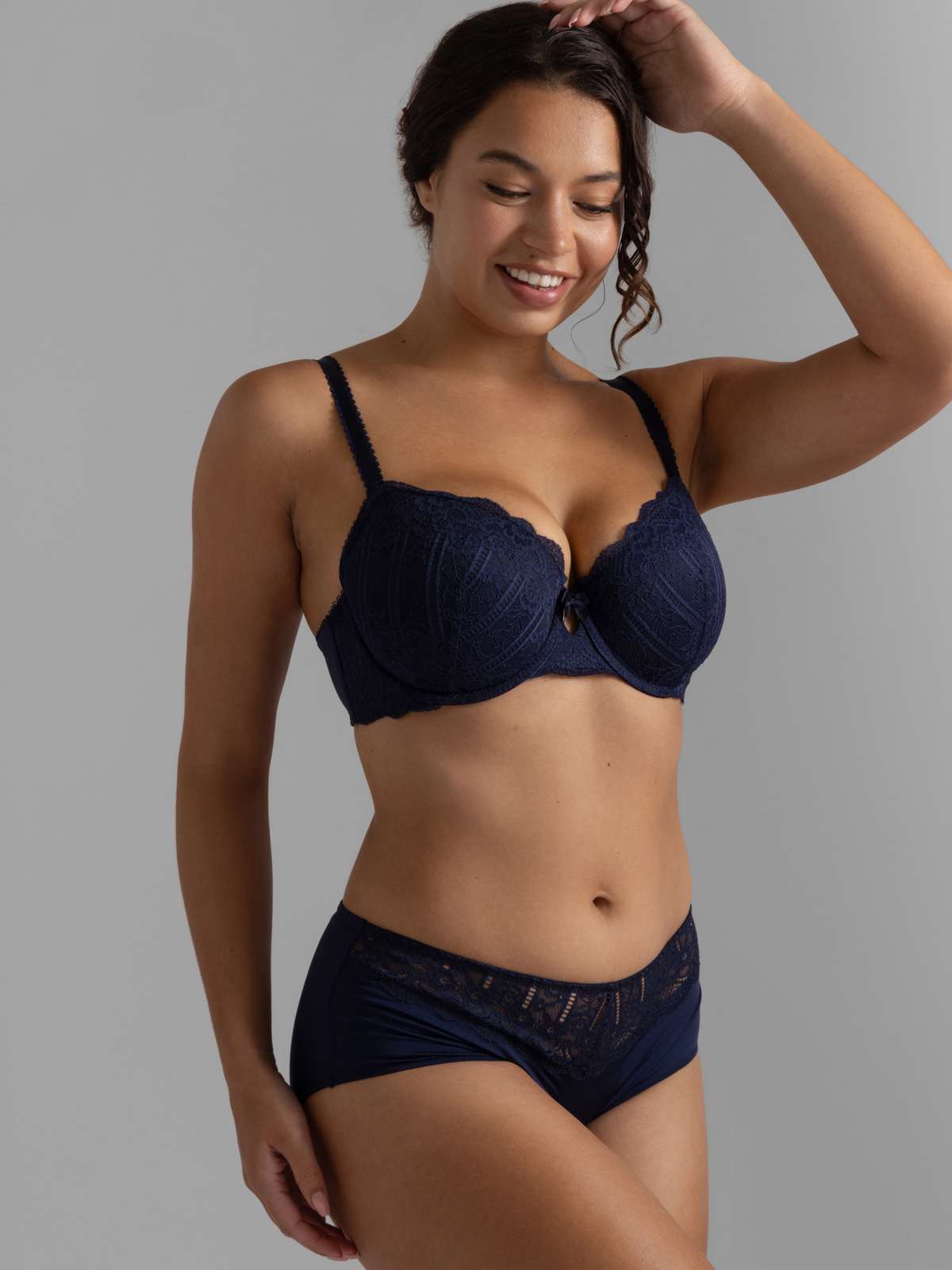 Celine-2pp Brief