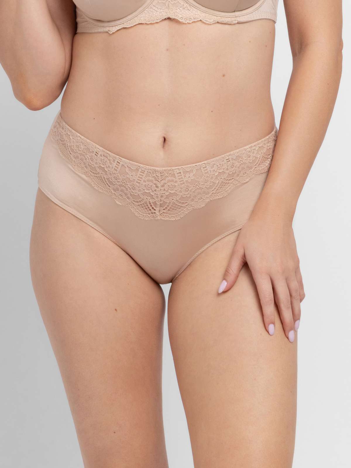 Celine-2pp Brief