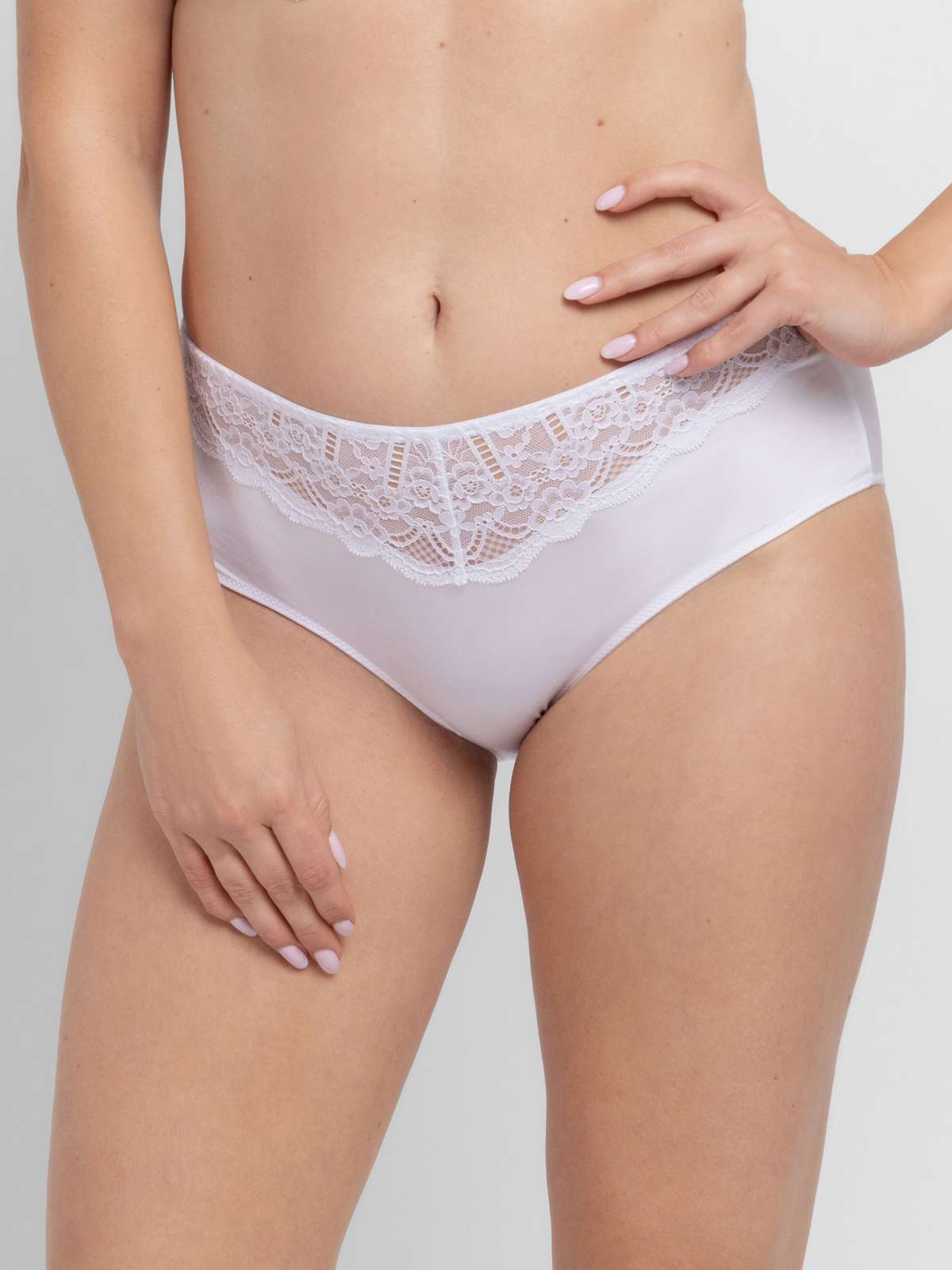 Celine-2pp Brief