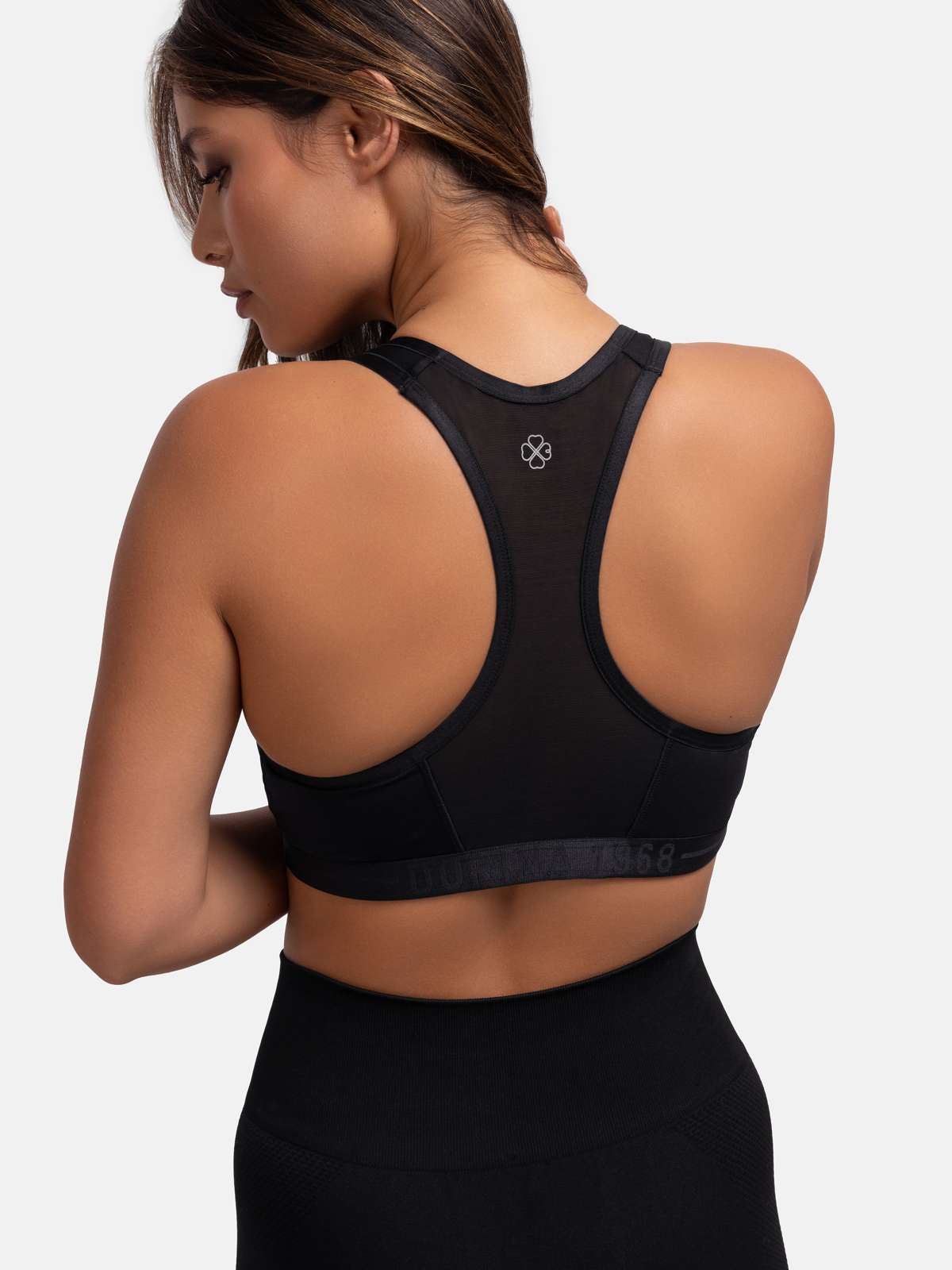 Extreme Non Padded Sports Bra
