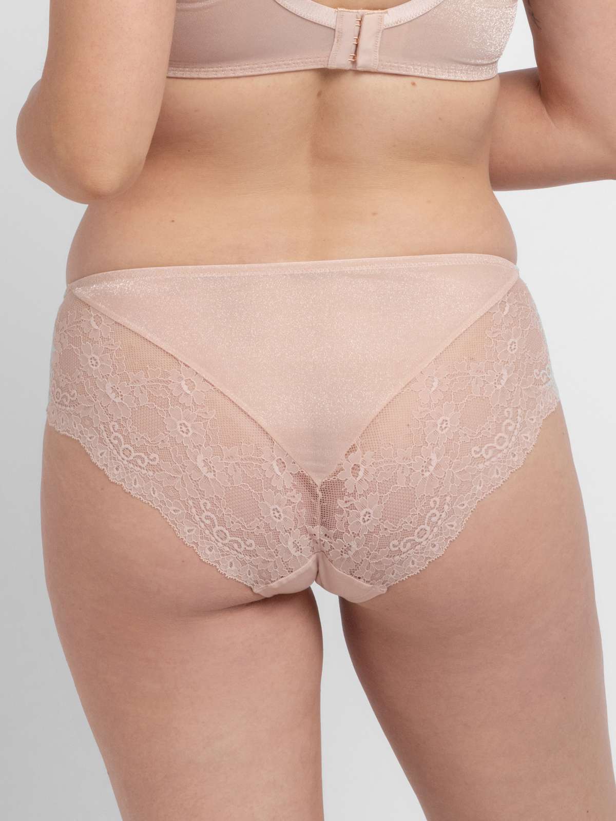 Grady 2pp Short