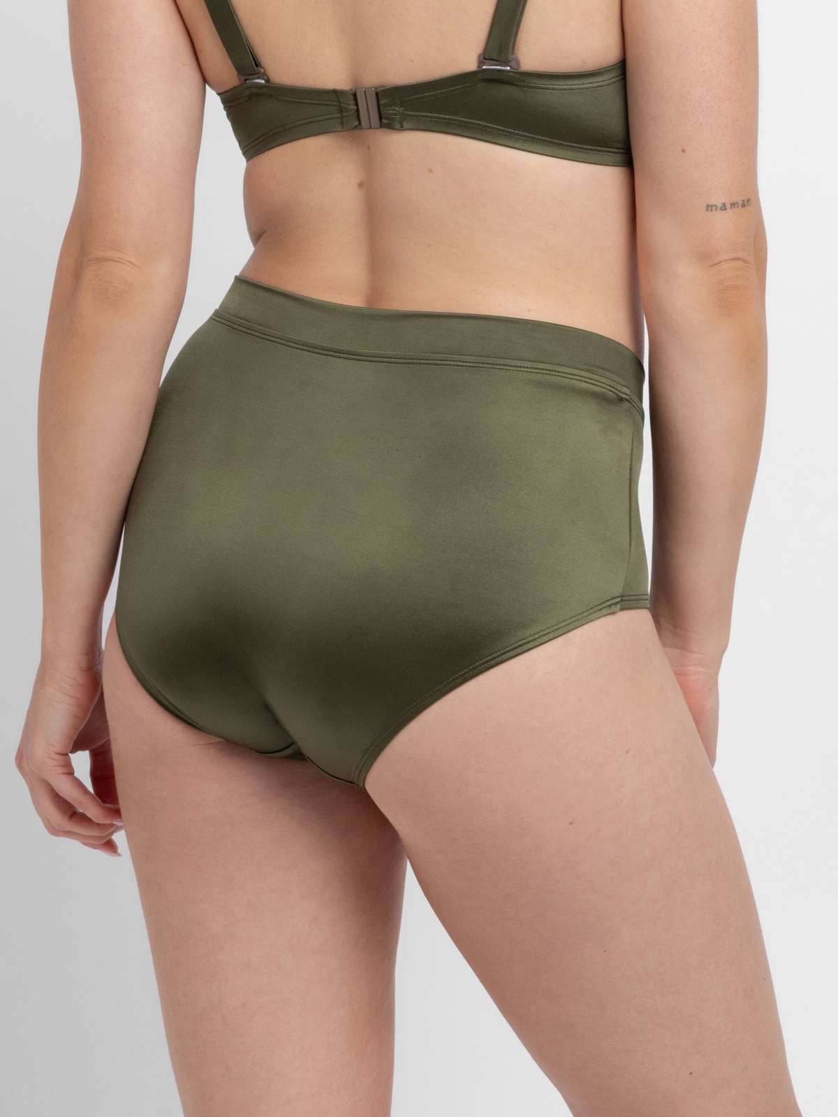 Bodega Midi Brief