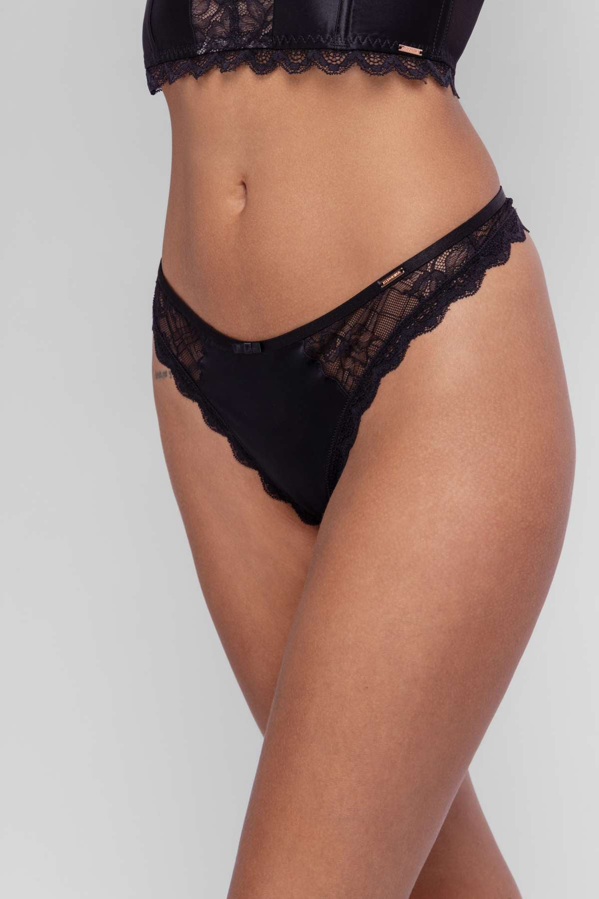 Hasina Thong