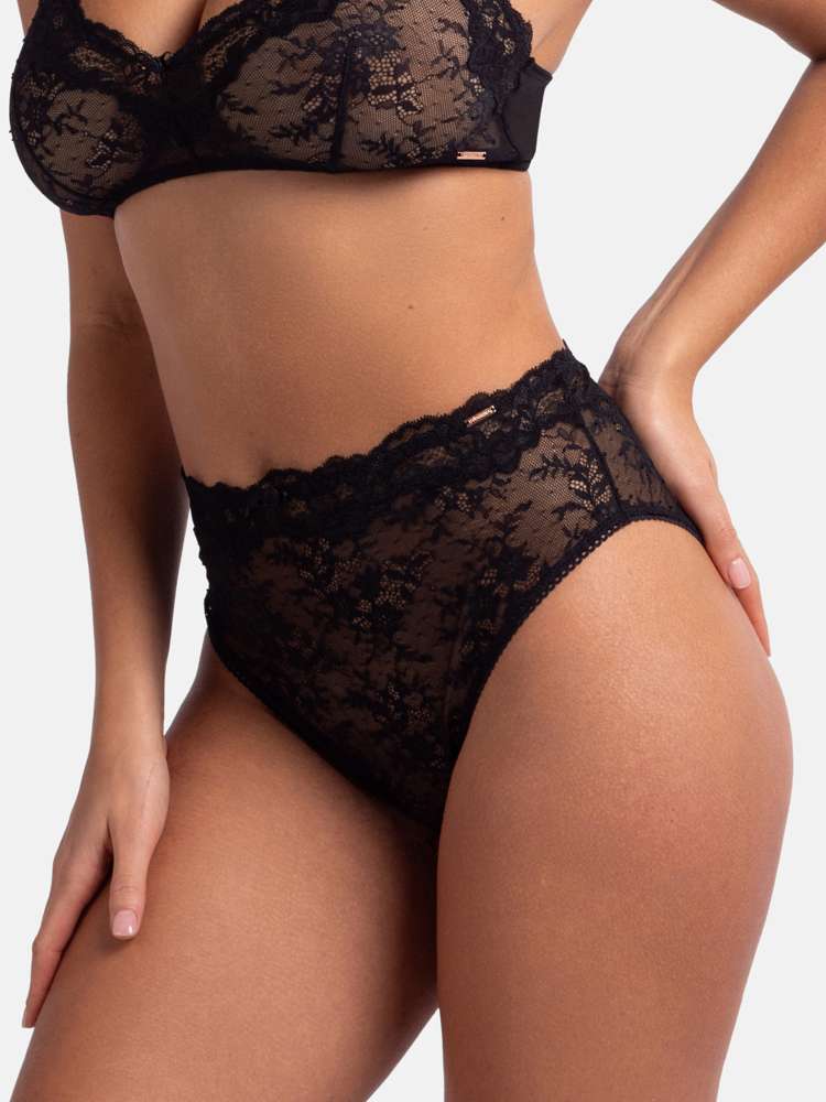 Culotte dentelle Origins