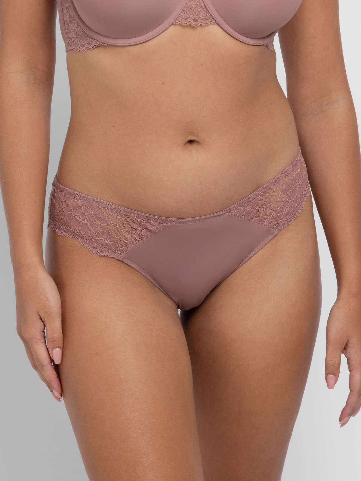 Willa 2pp Brief