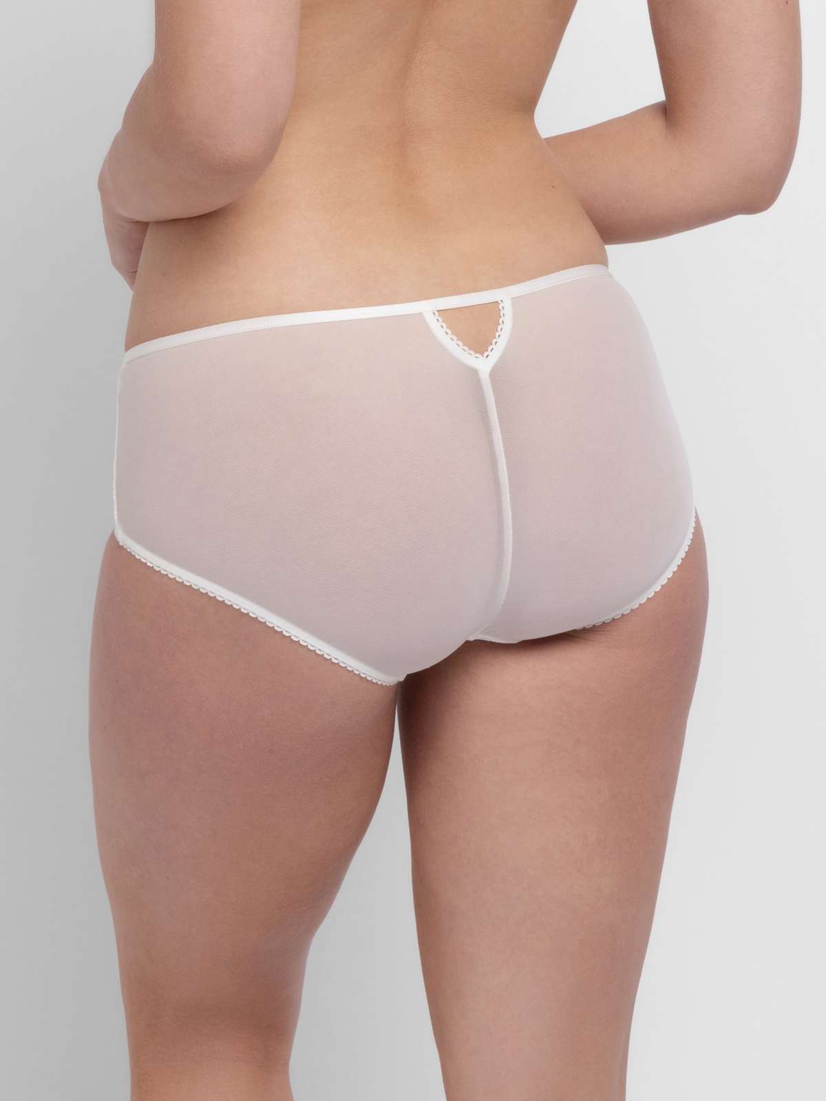 Yelena Brief