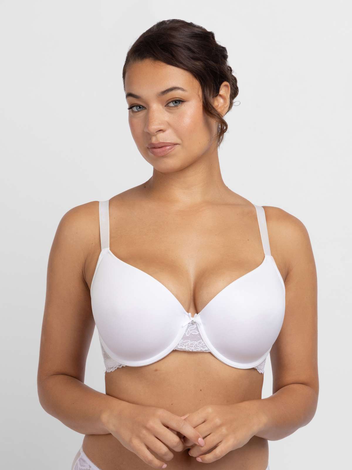 Adele-2pp Light Padded Demi