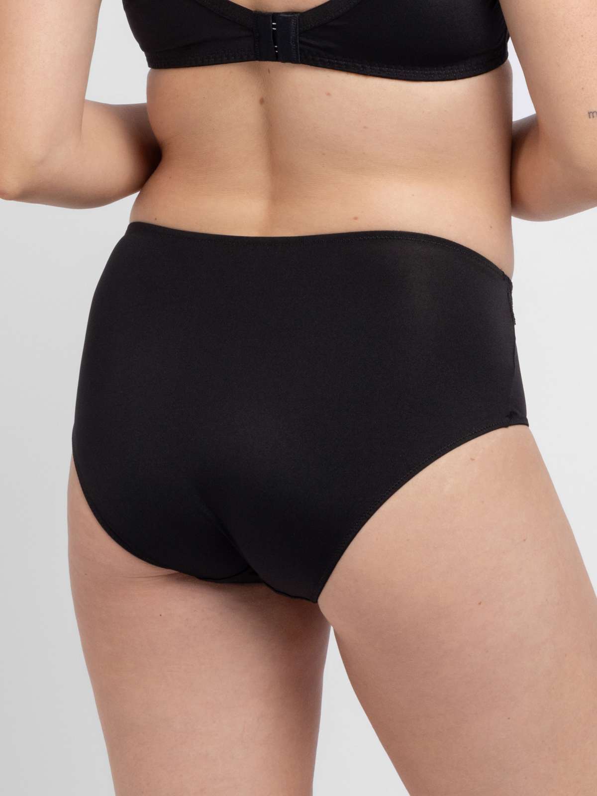 Celine-2pp Brief