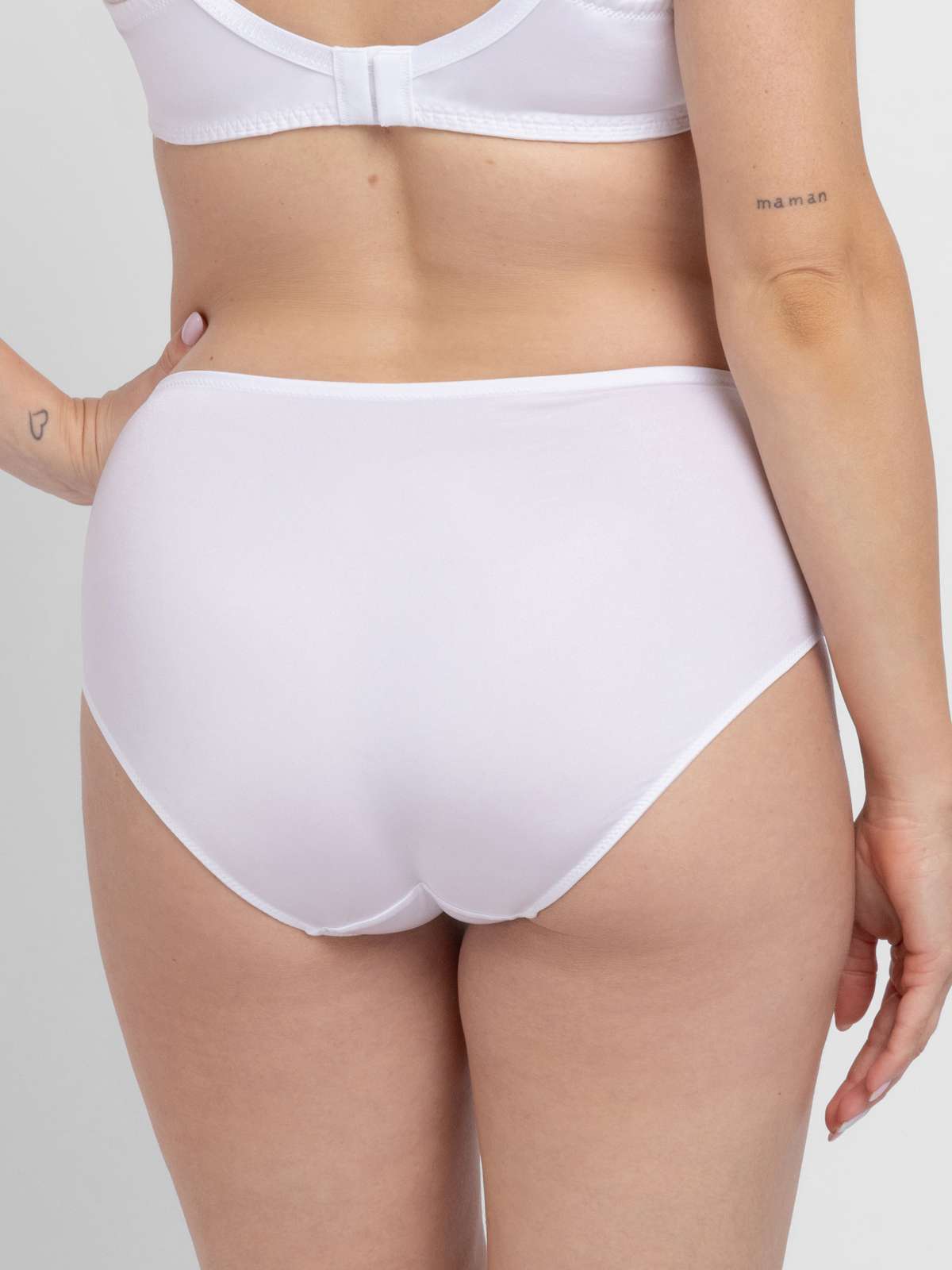 Celine-2pp Brief