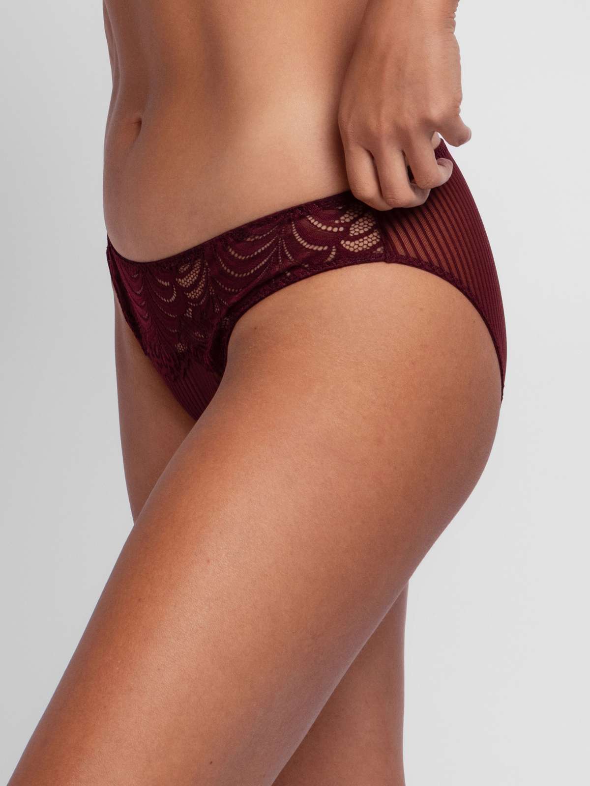 Emersyn Brief