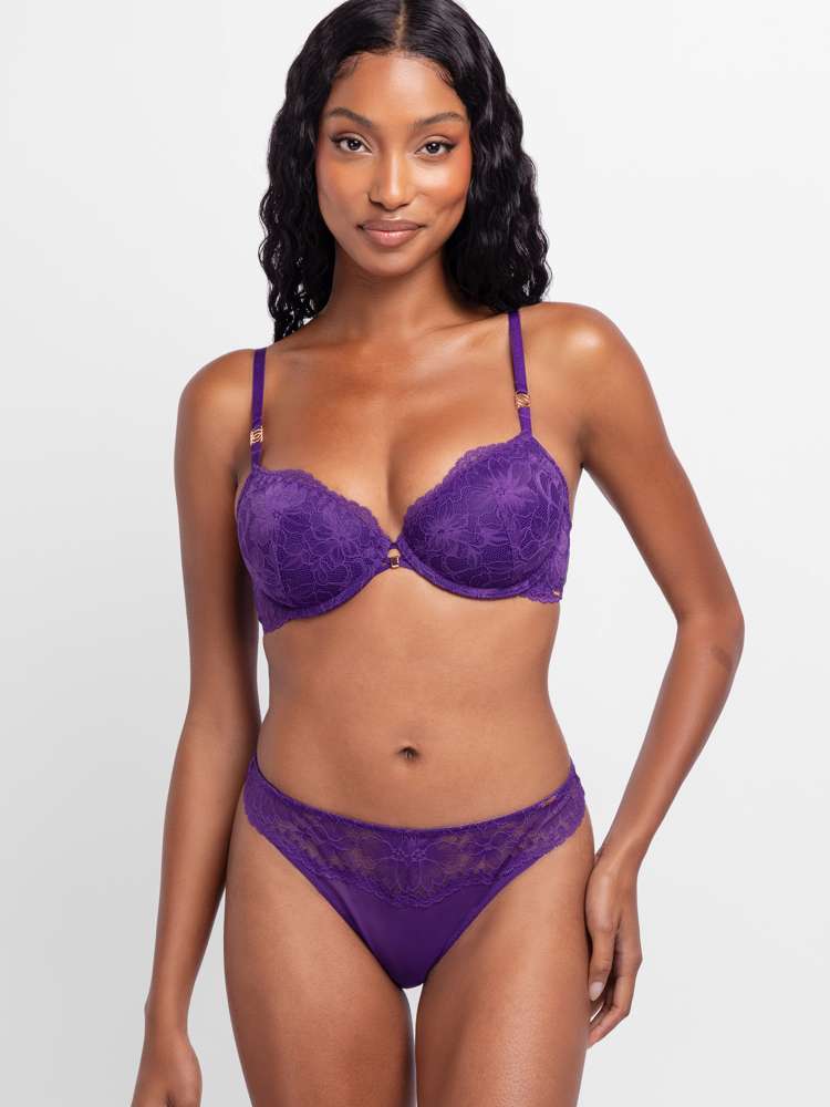 JEMMA DEMI BRA