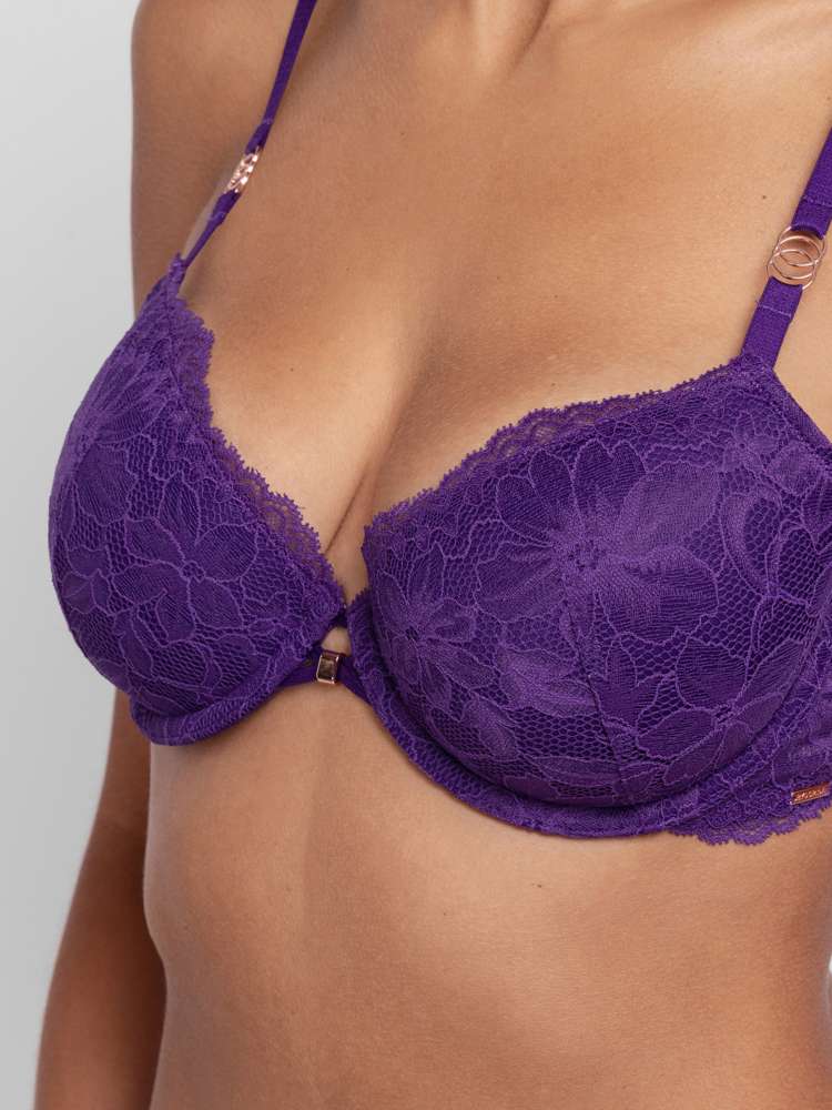 JEMMA DEMI BRA