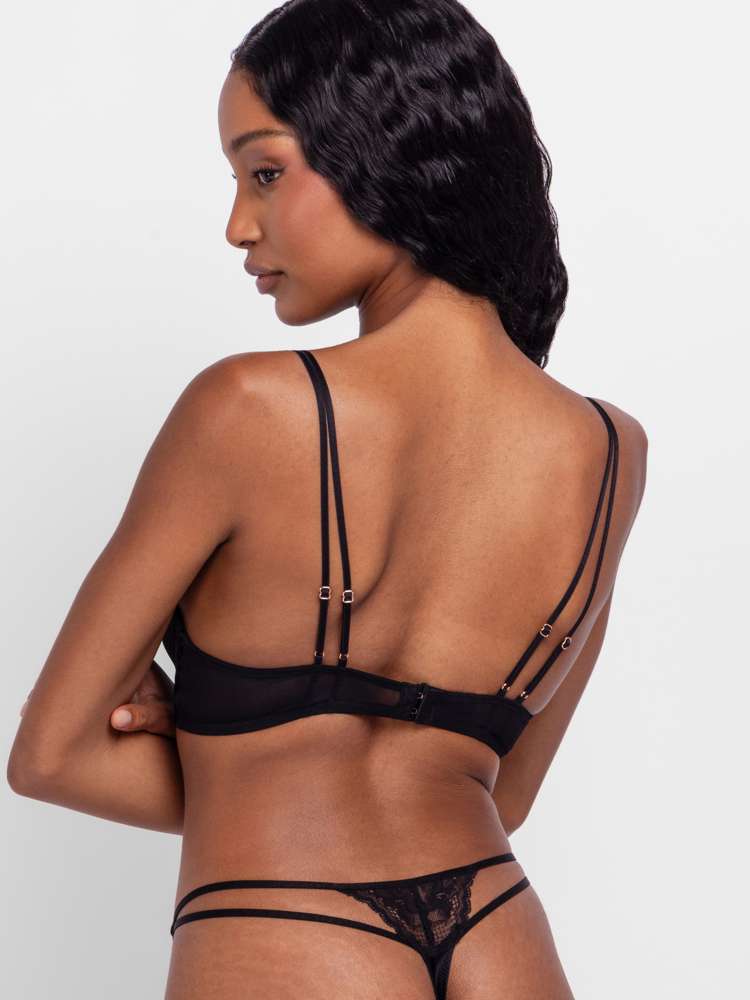 Soutien-gorge plongeant à coques en satin