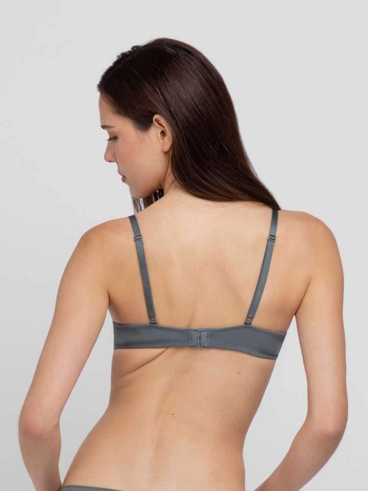 Soutien-gorge plongeant à coques