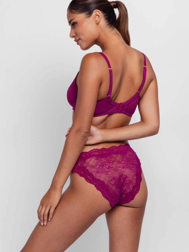 Culotte dentelle Origins