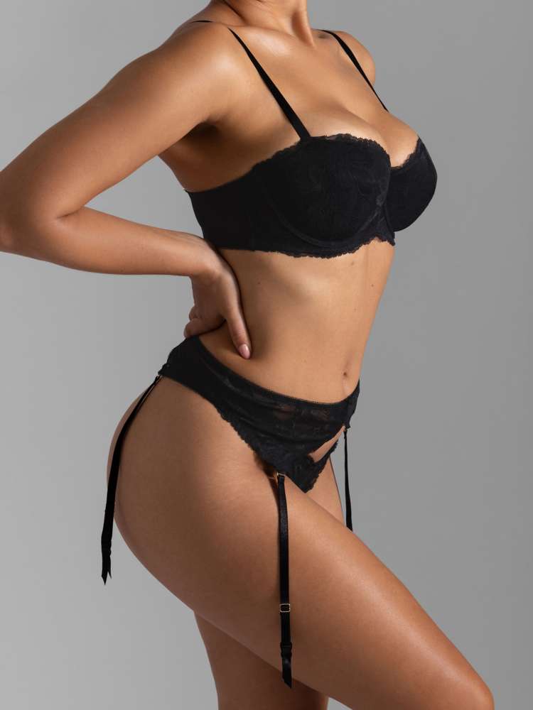 Soutien-gorge balconnet à coques dentelle