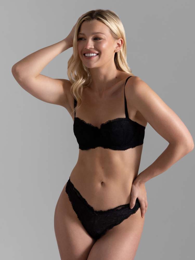 Soutien-gorge balconnet à coques dentelle