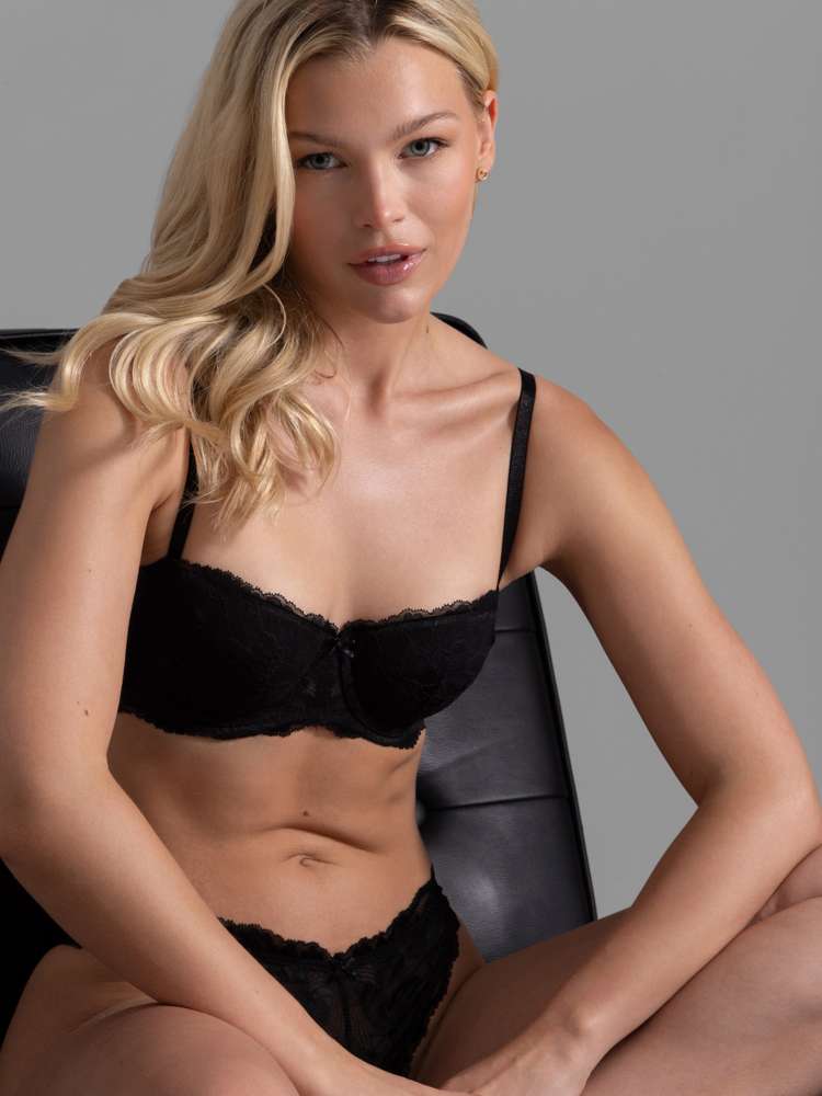 Soutien-gorge balconnet à coques dentelle