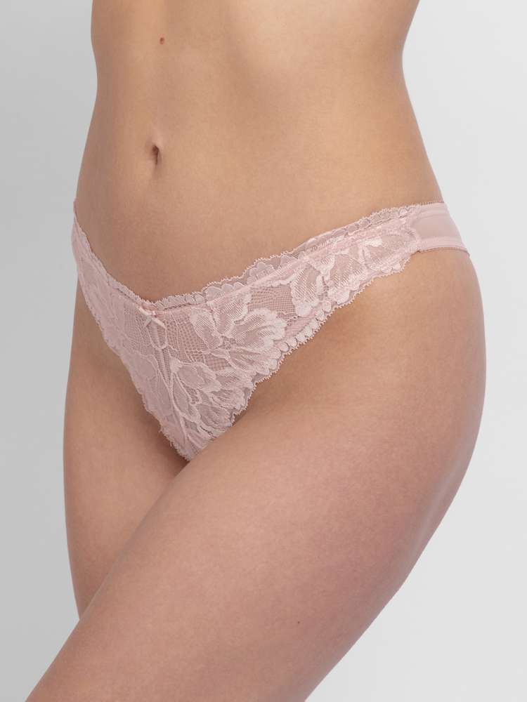 Tanga dentelle