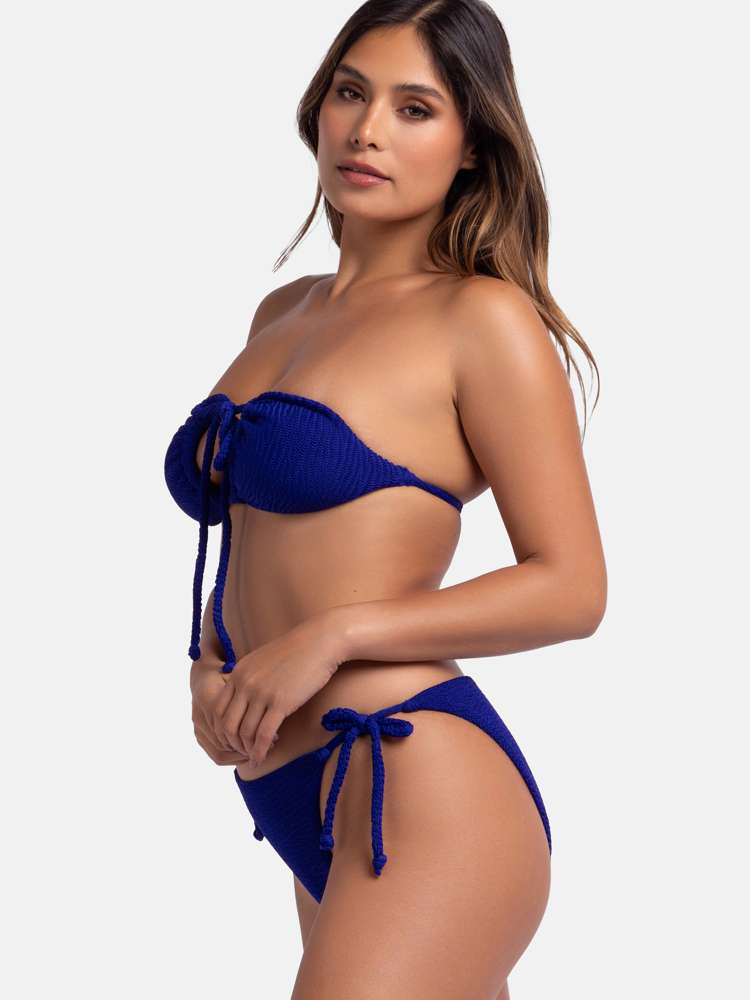 Haut de maillot triangle ondulé