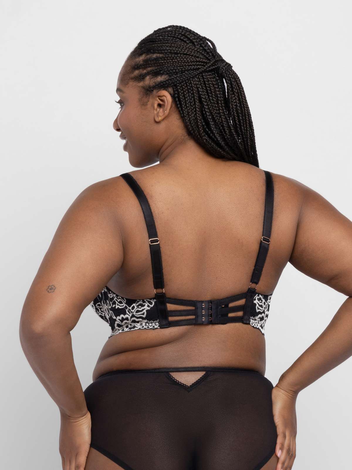Xanthia Light Padded Plunge Bra
